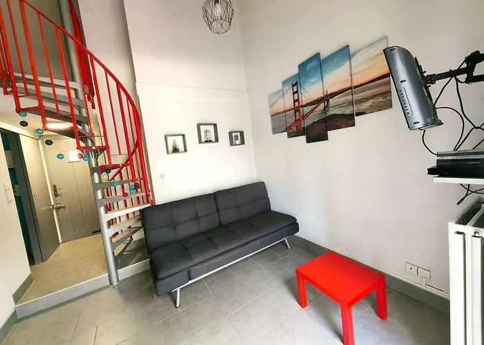 Mitoyenne Au Calme Avec Parking Et Piscine Commune - Fr-1-607-126 * אגדה